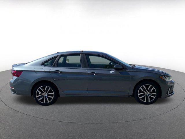 Photo of 2025 Gray Volkswagen Jetta