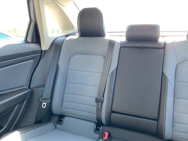 Photo of 2025 Gray Volkswagen Jetta