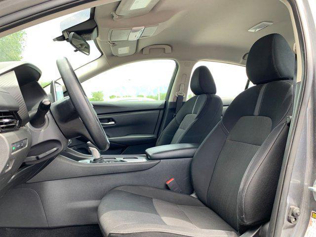 Photo of 2023 Gun Metallic Nissan Sentra