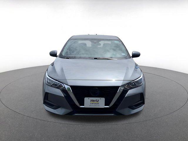 Photo of 2023 Gun Metallic Nissan Sentra