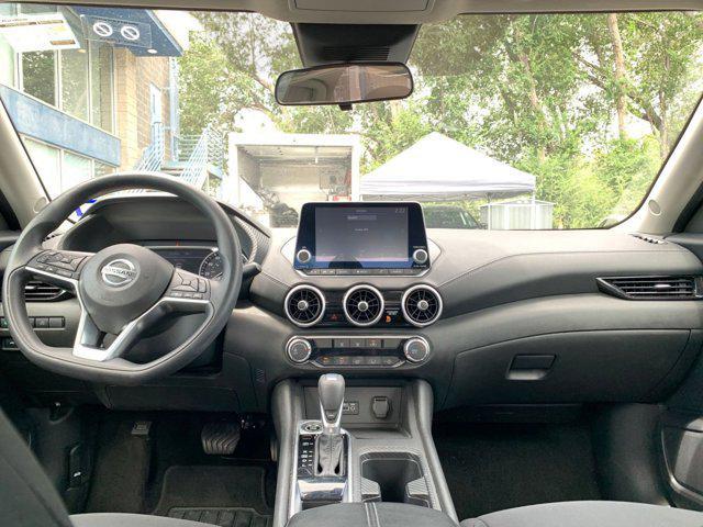 Photo of 2023 Gun Metallic Nissan Sentra