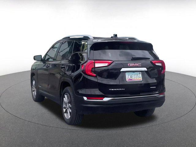 Photo of 2024 Ebony Twilight Metallic GMC Terrain