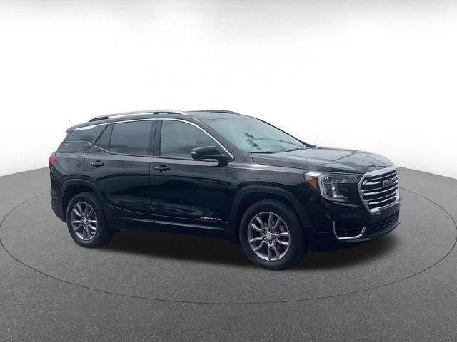 Photo of 2024 Ebony Twilight Metallic GMC Terrain