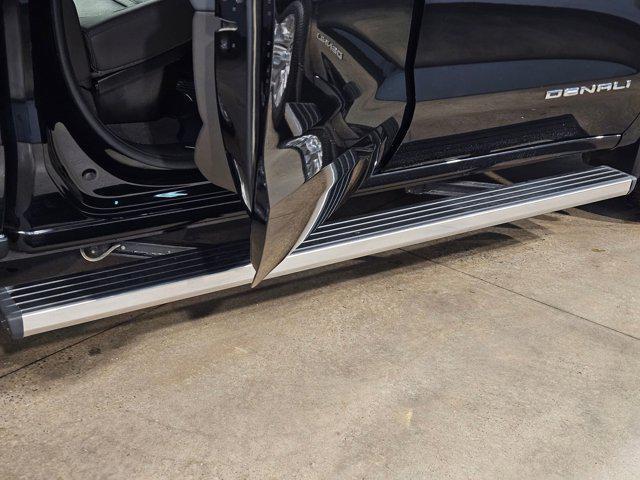 Photo of 2020 Onyx Black GMC Sierra 1500
