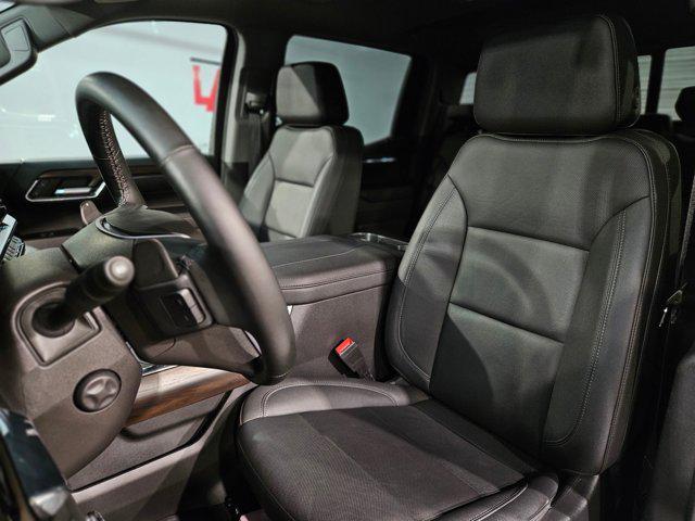 Photo of 2023 Summit White GMC Sierra 1500