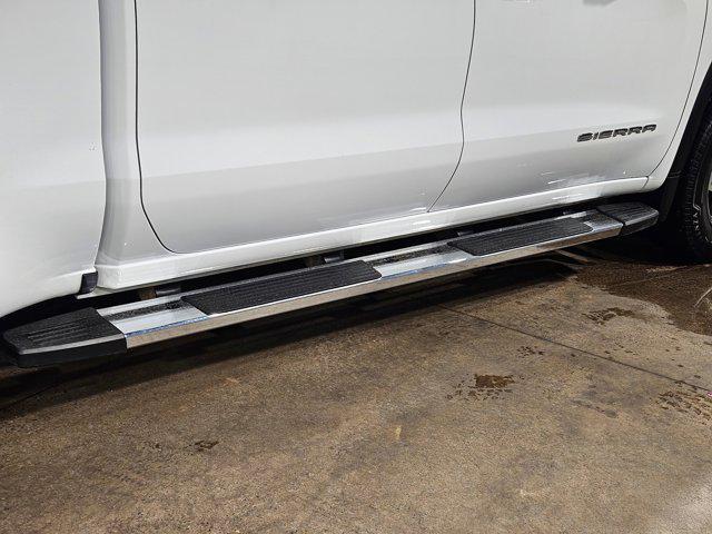 Photo of 2023 Summit White GMC Sierra 1500