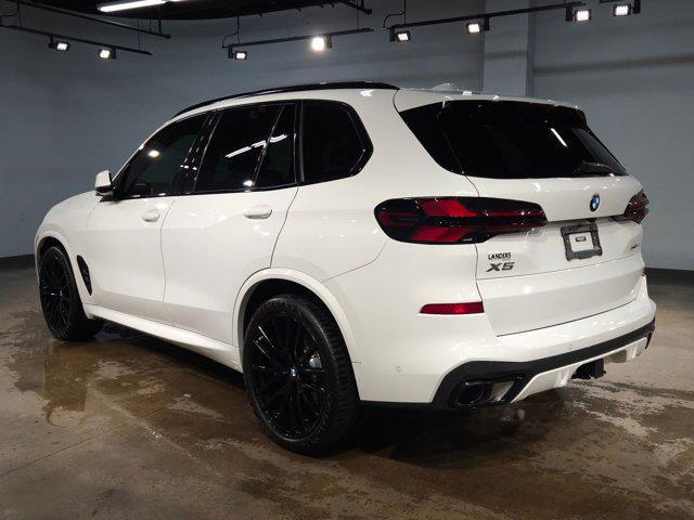 Photo of 2024 Alpine White BMW X5