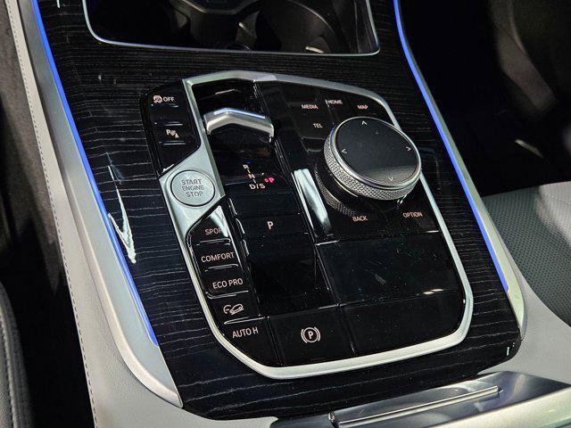 Photo of 2024 Alpine White BMW X5