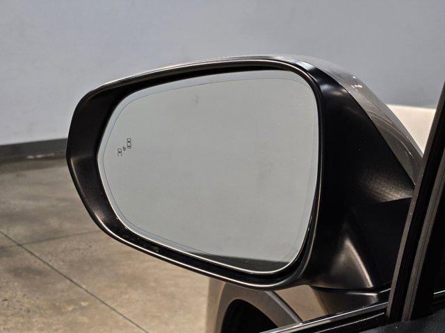 Photo of 2022 Atomic Silver Lexus RX 450h