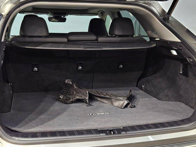 Photo of 2022 Atomic Silver Lexus RX 450h
