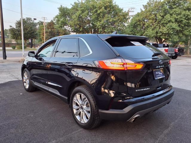 Photo of 2024 AGATE BLACK METALLIC Ford Edge