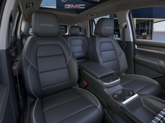 Photo of 2026 Glacier White Tricoat GMC Terrain