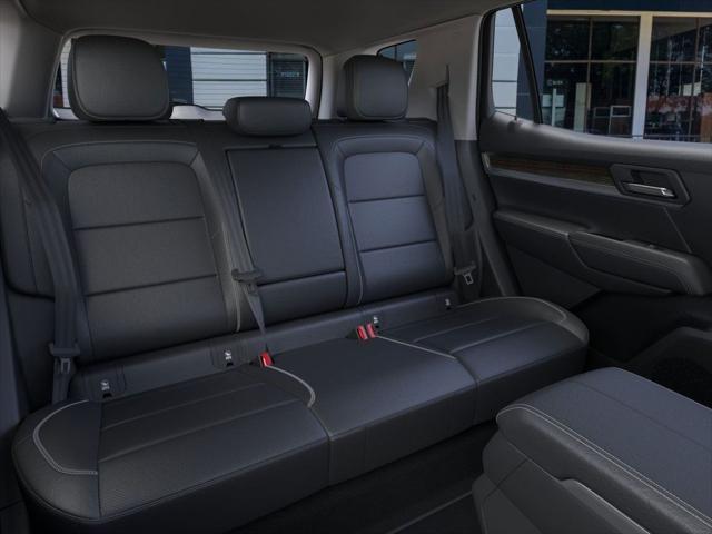 Photo of 2026 Glacier White Tricoat GMC Terrain