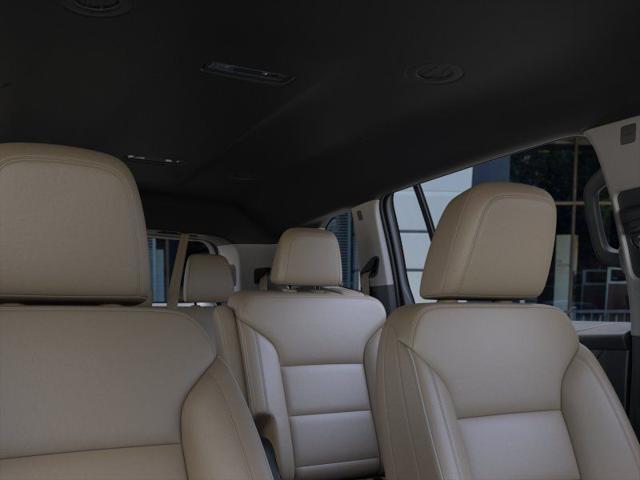 Photo of 2025 Summit White Buick Enclave
