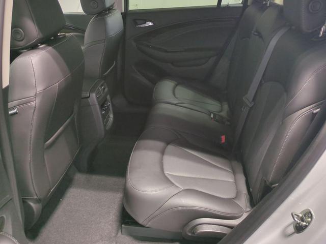 Photo of 2020 Summit White Buick Envision