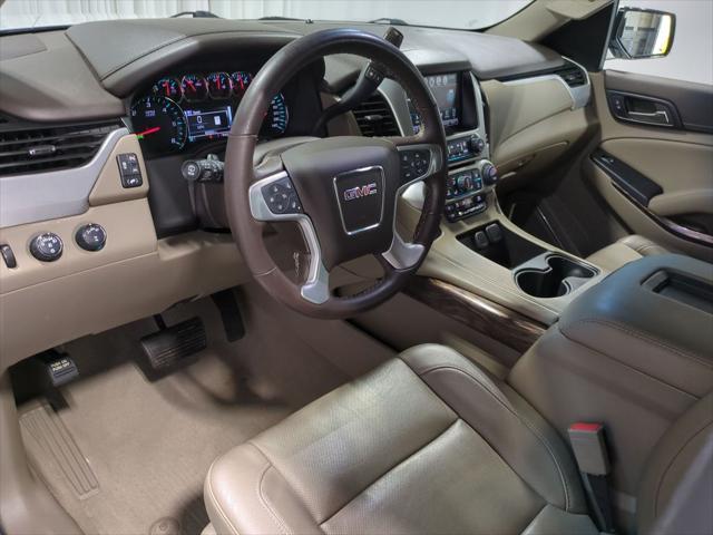 Photo of 2019 Summit White GMC Yukon XL
