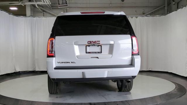 Photo of 2019 Summit White GMC Yukon XL