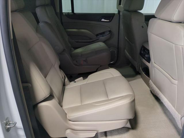 Photo of 2019 Summit White GMC Yukon XL