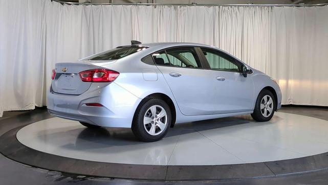 Photo of 2017 Arctic Blue Metallic Chevrolet Cruze