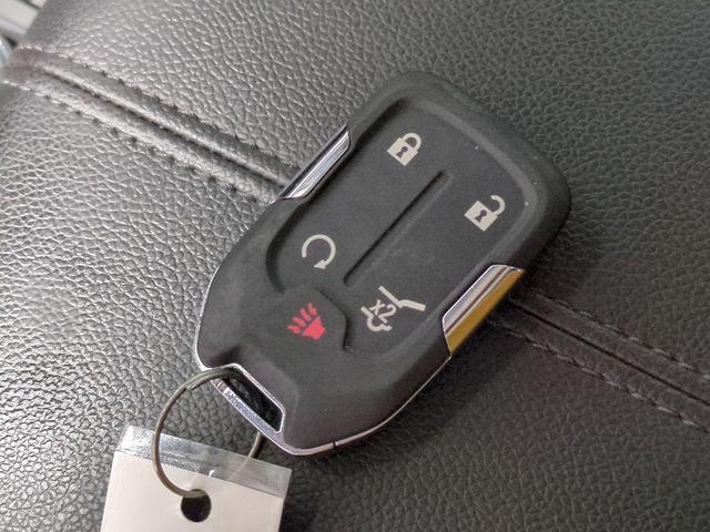 Photo of 2022 Marine Metallic GMC Terrain