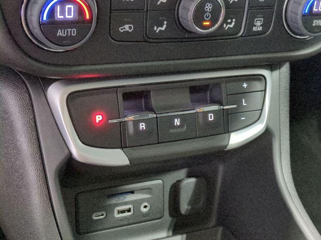 Photo of 2022 Marine Metallic GMC Terrain
