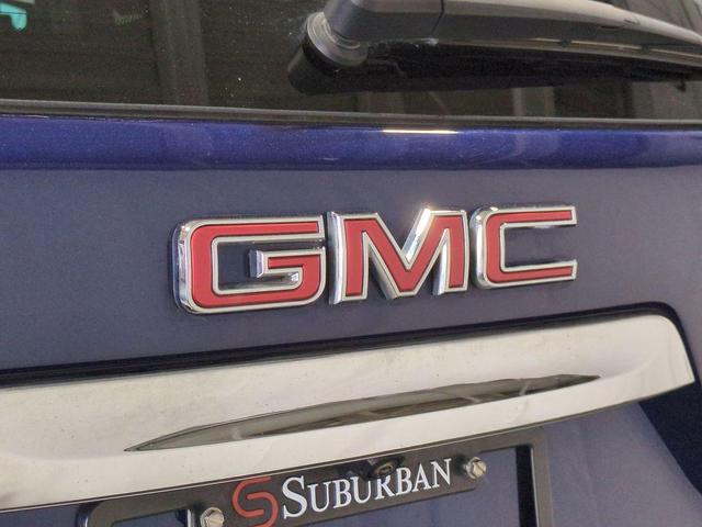 Photo of 2022 Marine Metallic GMC Terrain