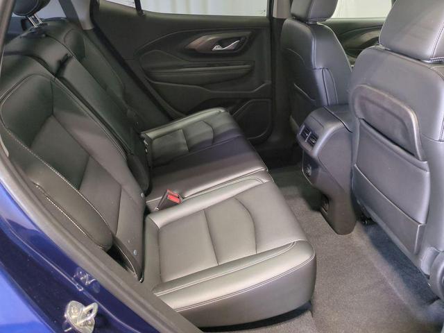 Photo of 2022 Marine Metallic GMC Terrain