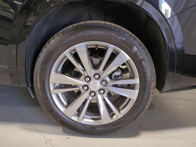 Photo of 2023 Stellar Black Metallic Cadillac XT6