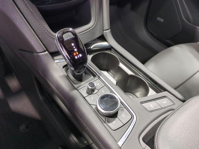 Photo of 2023 Stellar Black Metallic Cadillac XT6