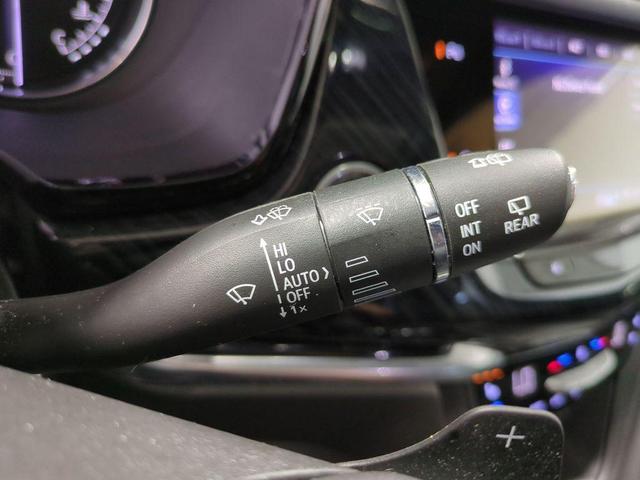 Photo of 2023 Stellar Black Metallic Cadillac XT6