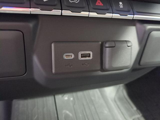 Photo of 2022 Onyx Black GMC Sierra 1500