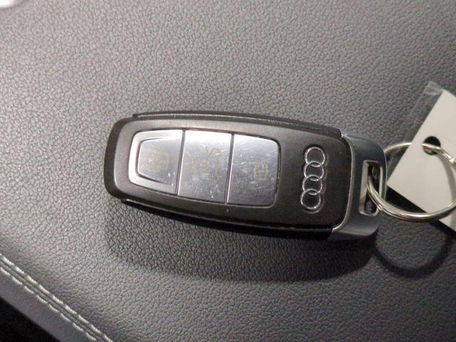 Photo of 2019 Gray Metallic Audi A6