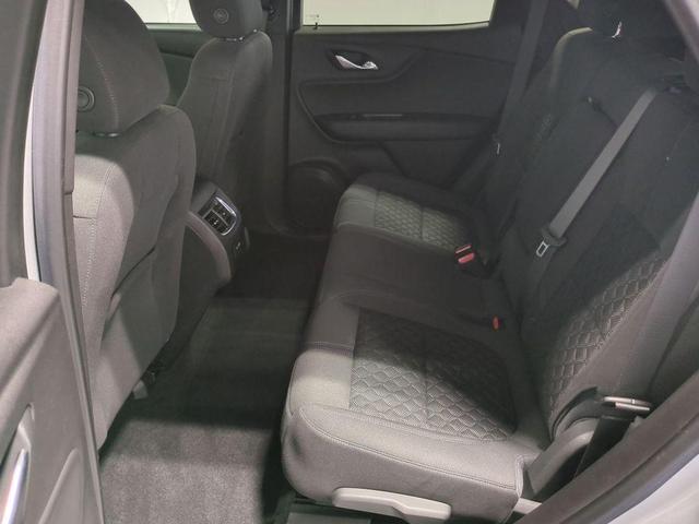 Photo of 2021 Silver Ice Metallic Chevrolet Blazer