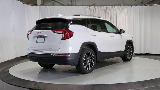 Photo of 2022 Summit White GMC Terrain
