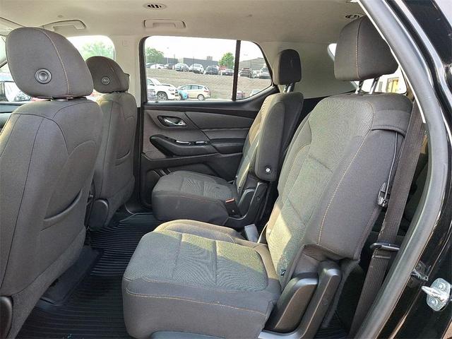 Photo of 2020 Mosaic Black Metallic Chevrolet Traverse