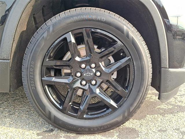 Photo of 2020 Mosaic Black Metallic Chevrolet Traverse