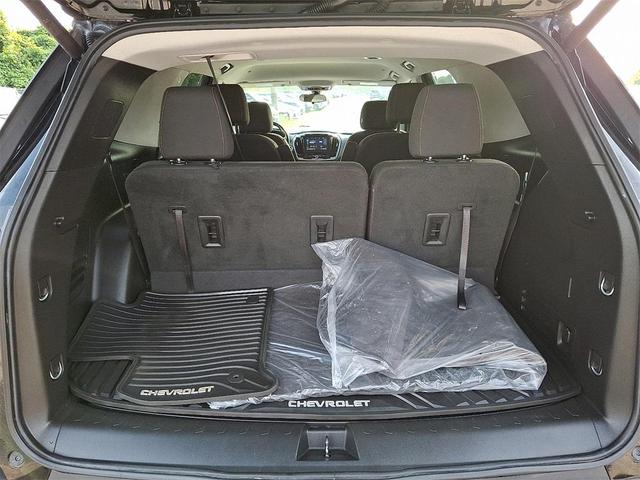 Photo of 2020 Mosaic Black Metallic Chevrolet Traverse