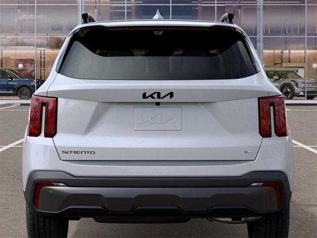 Photo of 2025 Glacial White Pearl Kia Sorento