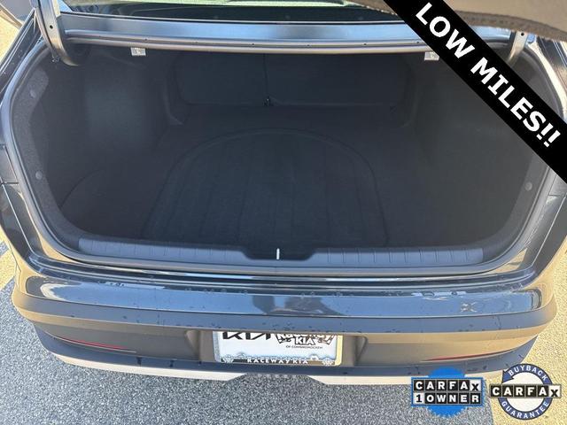 Photo of 2025 Interstellar Gray Kia K4