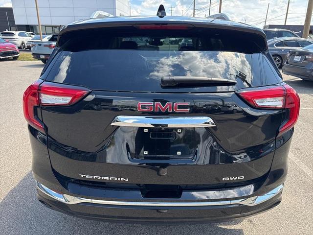 Photo of 2022 Ebony Twilight Metallic GMC Terrain