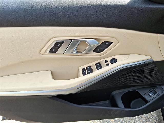 Photo of 2022 Mineral Grey Metallic BMW 330