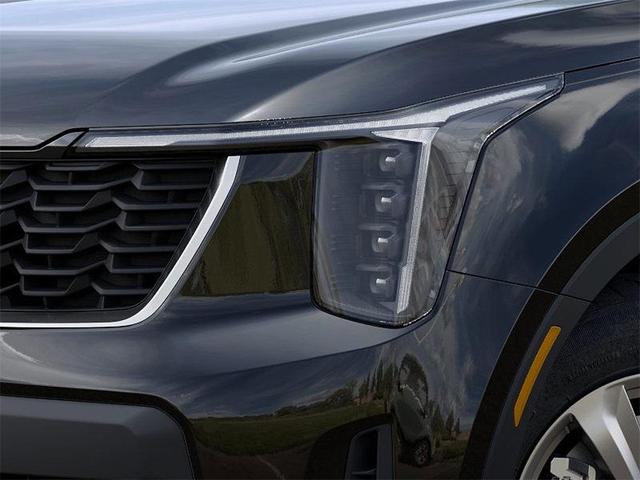 Photo of 2025 Ebony Black Kia Sorento