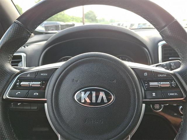Photo of 2022 Black Cherry Pearl Kia Sportage