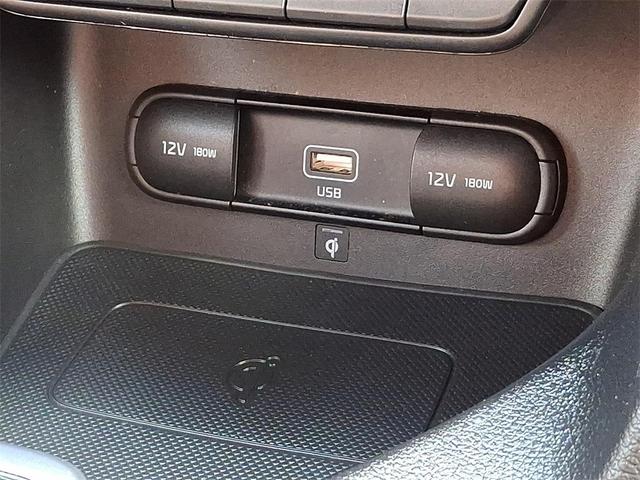 Photo of 2022 Black Cherry Pearl Kia Sportage
