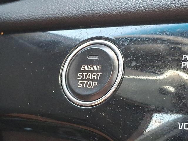 Photo of 2022 Black Cherry Pearl Kia Sportage