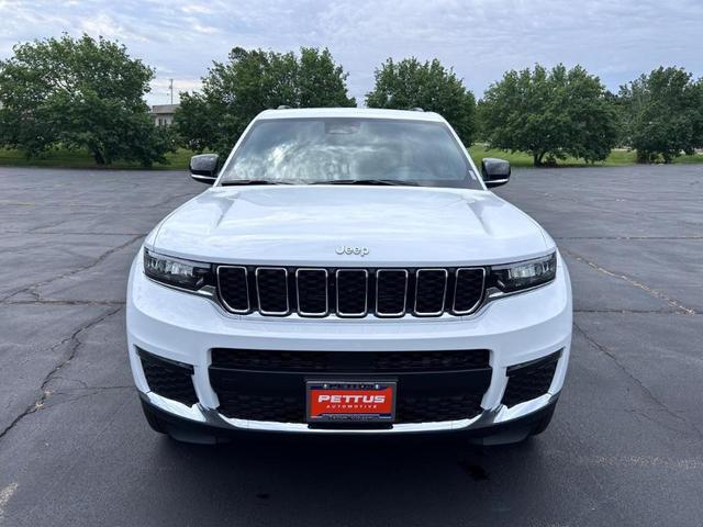 Photo of 2025 Bright White Clearcoat Jeep Grand Cherokee L
