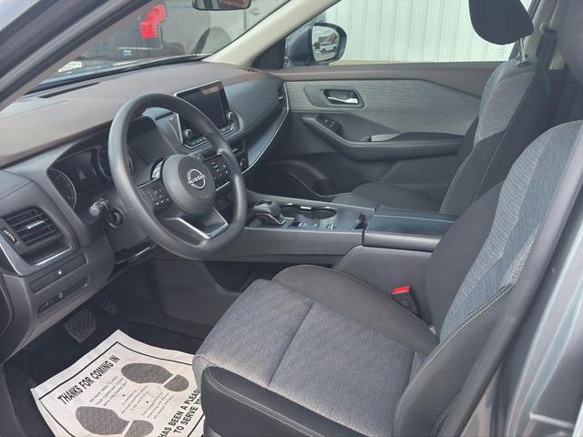 Photo of 2023 Gun Metallic Nissan Rogue