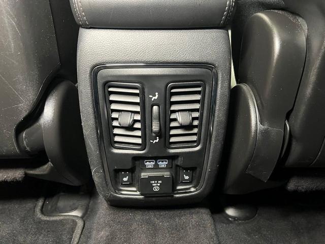 Photo of 2017 Redline 2 Coat Pearl Dodge Durango
