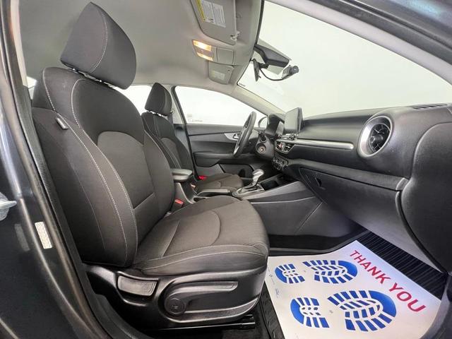 Photo of 2021 Gravity Gray Kia Forte