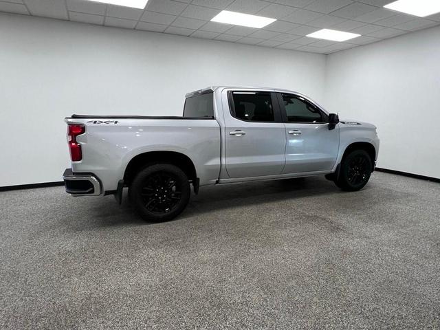 Photo of 2021 Silver Ice Metallic Chevrolet Silverado 1500